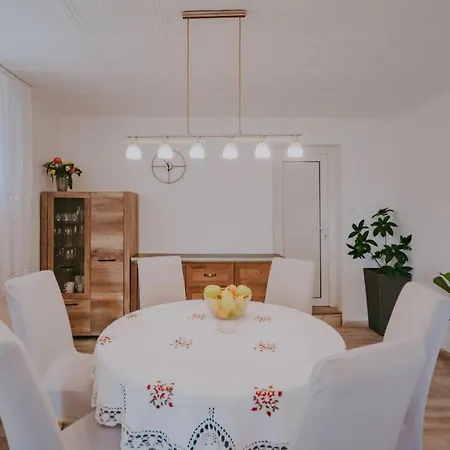 Holiday home Stunning In