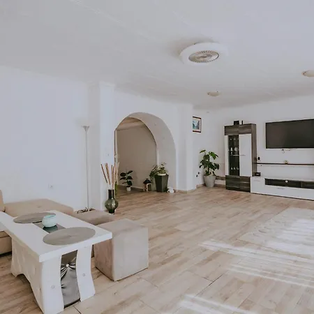 Holiday home Stunning In Brtonigla